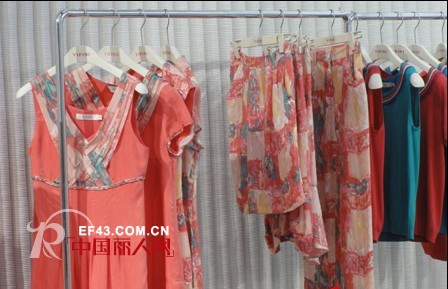 特色女装易菲妮:震撼亮相深圳第十一届服装展