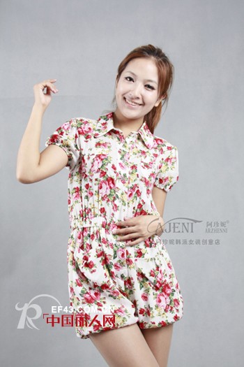 阿珍妮新品之碎花连体裤 感受夏季的热力