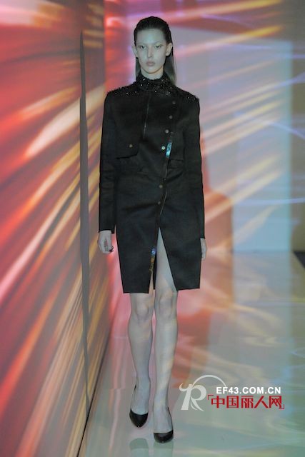 Anthony Vaccarello 巴黎秀