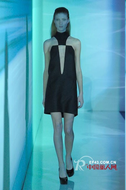 Anthony Vaccarello 巴黎秀