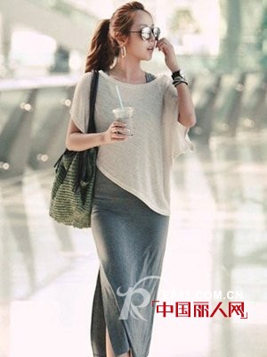 宽松T恤 遮住肉肉变骨感美女！