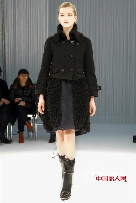 Sacai 2011秋冬巴黎时装周秀