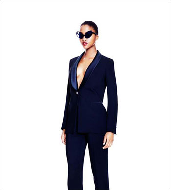 Giles Deacon 2012早秋系列女装