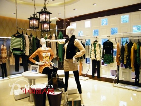 热烈祝贺迪斯廷凯品牌女装神木新店开业啦!