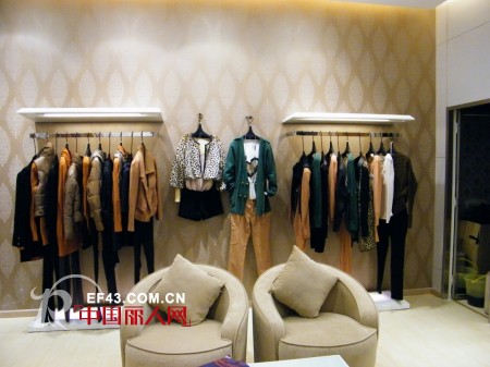 热烈祝贺迪斯廷凯品牌女装神木新店开业啦!