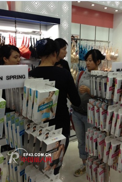 热烈祝贺米兰春天内衣江苏苏州昆山店盛装开业