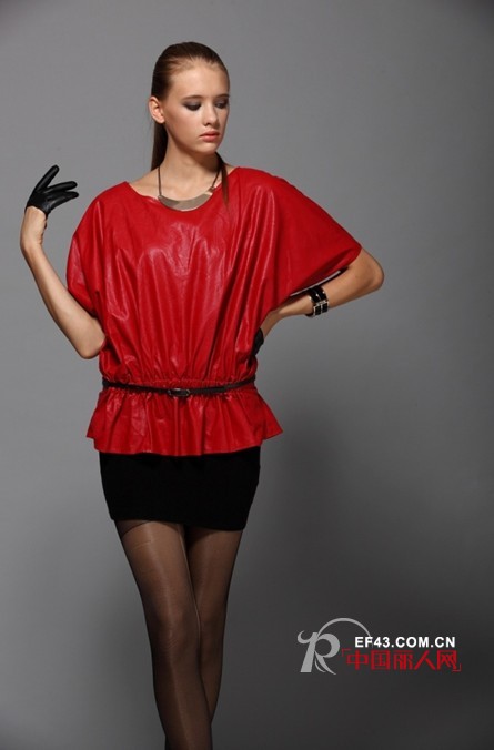 皮革Look秋装走俏,利落范儿十足