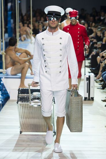 Moncler Gamme Rouge 2013 春夏系列发布