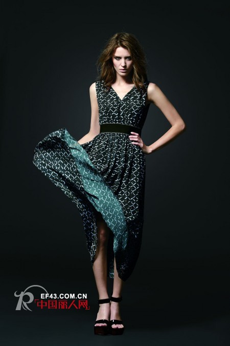 优美世界女装  给自己的生活更完美的享受