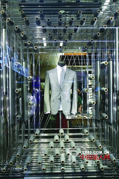 服装量身定制又开始悄悄在城市中回潮