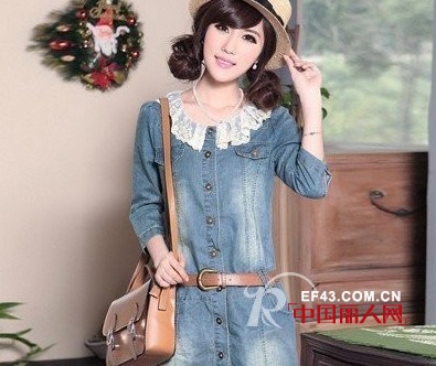 腰间风情一根腰带让连衣裙更优雅!