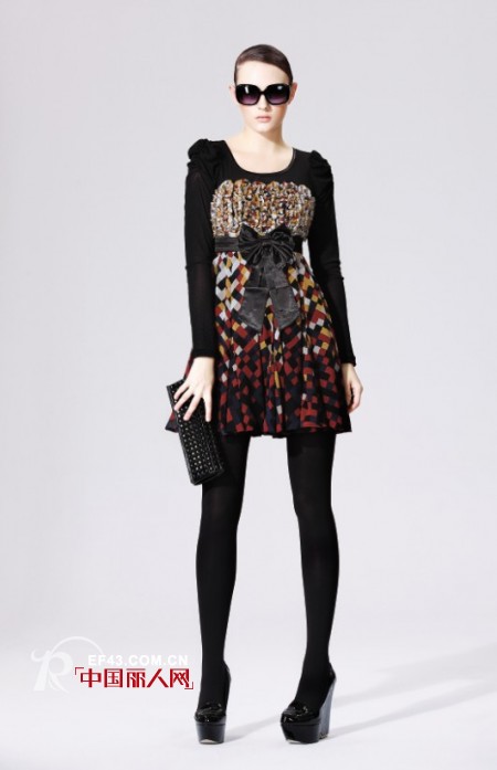 卓姿.乔雅时尚女装 优雅婉约的代名词