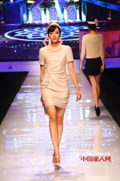 第六届“成功老板”杯服装秀大赛 精彩落幕