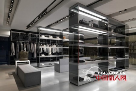 王者归来——DiorHomme香港海港城店重新开幕