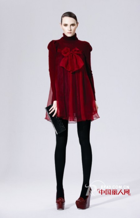 卓姿.乔雅时尚品牌女装 修饰女性完美身材