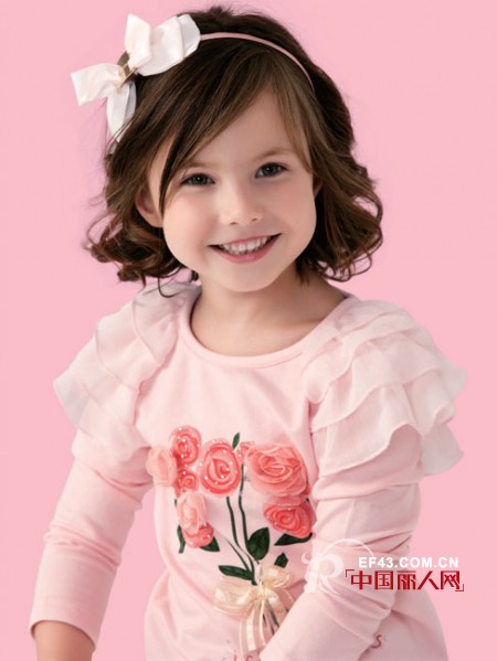 塔塔儿童装  守护如花的青春女孩儿