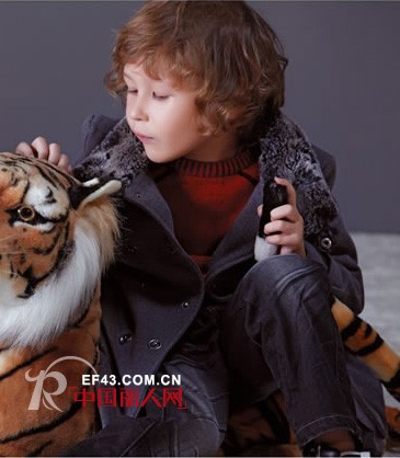 WISEMI童装  时刻装扮童年的精彩