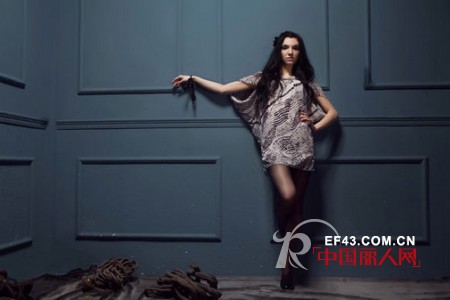 OV女装大换季 秋冬新品穿出简约时尚新造型