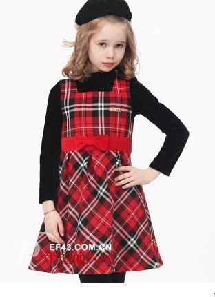 童壹库童装 让孩子们分享爱 感受爱 奉献爱