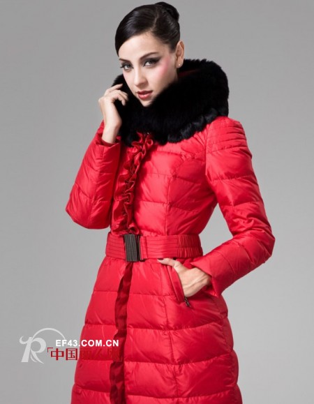 江南人家时尚女装追求独立自由,时尚优雅,自信