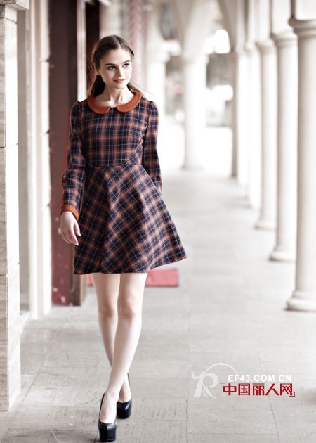 “零典”女装蔚然成风 2012秋冬演绎时尚淑女必备潮搭