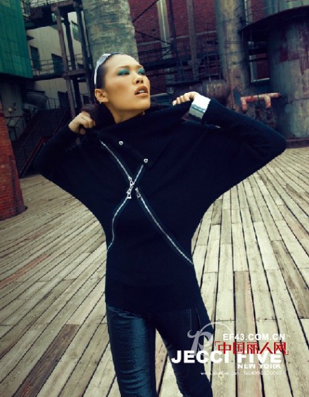 JECCI FIVE 杰西伍女装携手ELLE拍冬季广告大片