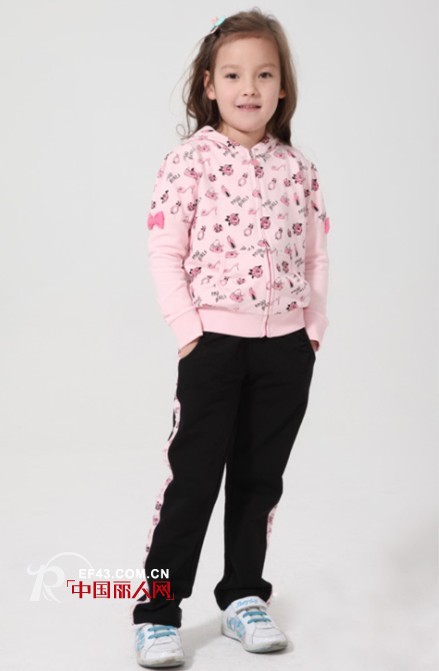 这个秋冬怎么穿 贝贝依依BBYY童装给您的孩子最全面的着装体验