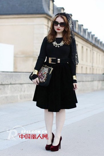 各地时尚潮人的帅气秋冬搭配 拒绝可爱风