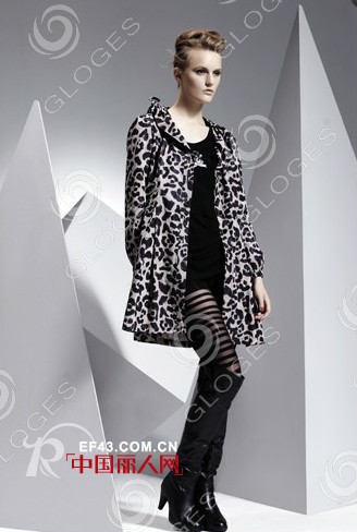 歌之秀品牌女装 款款精致演绎清新柔美