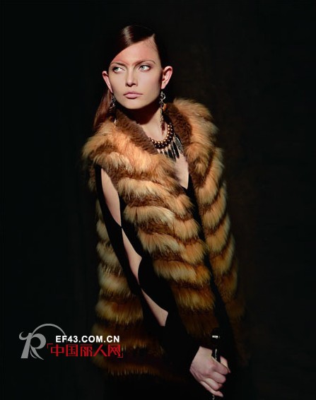 香港高级女装成衣品牌“奢爱”  打造高贵神秘的新奢华主义