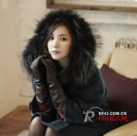 韩星朴敏英浪漫甜美风冬装写真突显女人柔美魅力