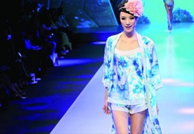 第八届上海国际时尚内衣展昨晚正式拉开帷幕