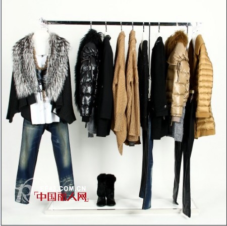 DONEED秋冬潮搭新上市  奢华简约风荣耀登场