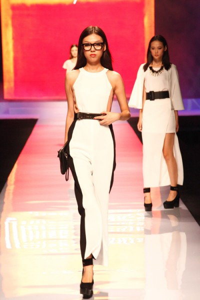 时装盛宴的殿堂,续写梦的传奇——优美世界第六届“成功老板杯”时装秀