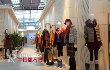 BELLO ANN 完美诠释简约主义与复古情绪的结合