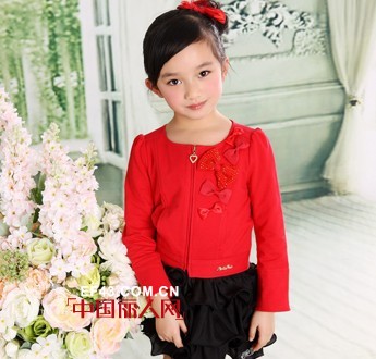 摩登小姐:“从孩童的幻想世界中飞出来的美丽小精灵”