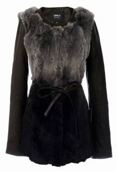 ONLY秋冬外套 让摩登指数瞬间飙升