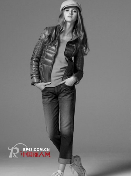 快时尚品牌优衣库成功进驻西安,带来时尚百搭风