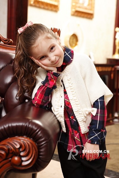 欢声笑鱼童装  与孩子一起勾勒彩色童年