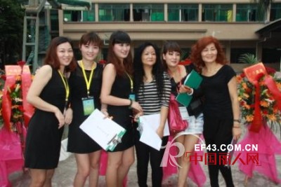“乔帛服饰品牌2013年春夏新品订货会”圆满落幕