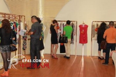 “乔帛服饰品牌2013年春夏新品订货会”圆满落幕