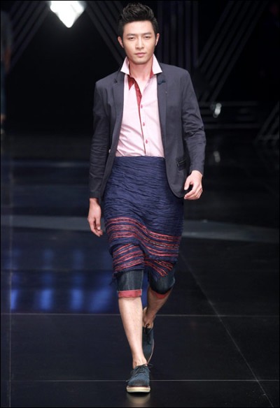 中国国际时装周:左岸•洪金山男装发布会