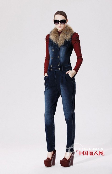 卓姿·乔雅  出色的着装创造展示自我的平台