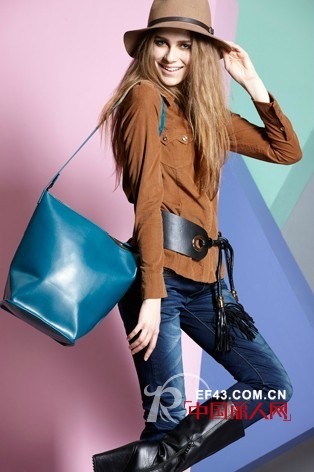 海贝女装2012秋冬新品 帮慵懒女生打造至IN中性风