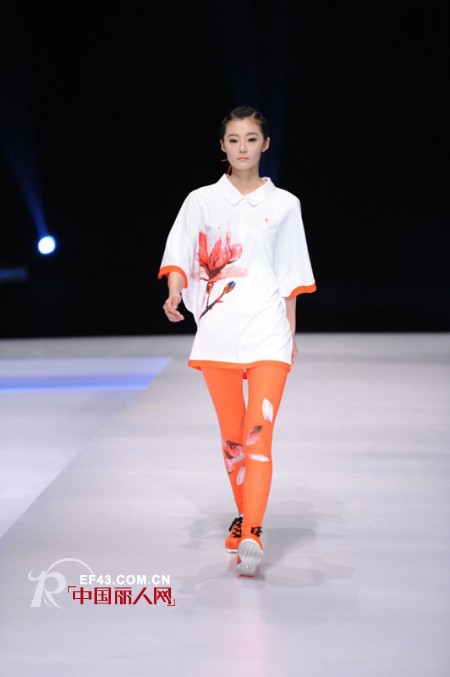 中国国际时装周:乔丹·赵子瑞运动装发布2013春夏新品
