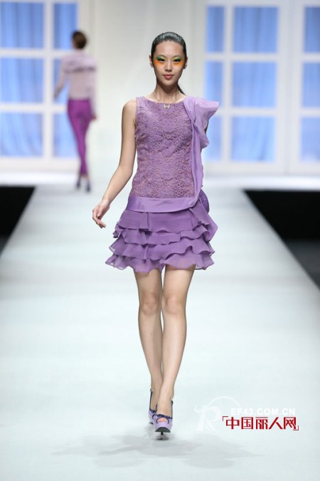 金苑•洪美璇2013春夏“虹”时装发布会