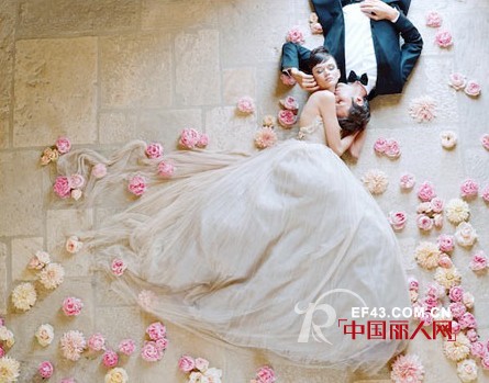 The Knot Winter 2012婚纱系列  无需过多语言描述的美