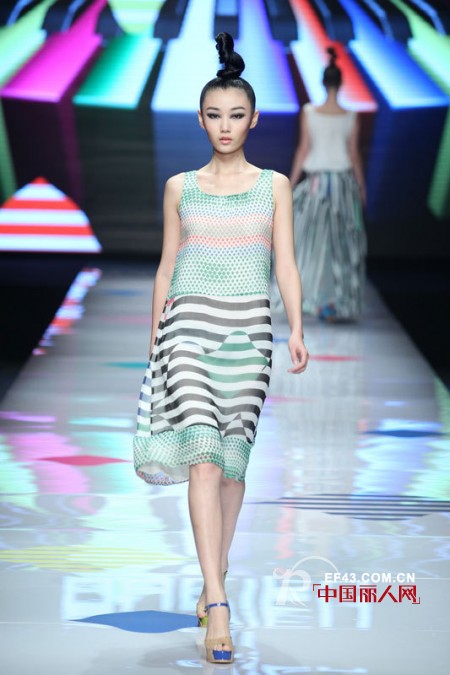 中国国际时装周:OUDIFU•李祖亮2013春夏时装发布会