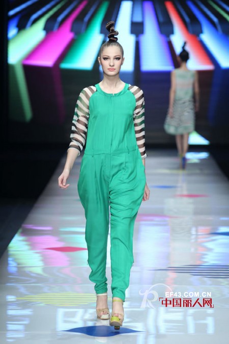 中国国际时装周:OUDIFU•李祖亮2013春夏时装发布会