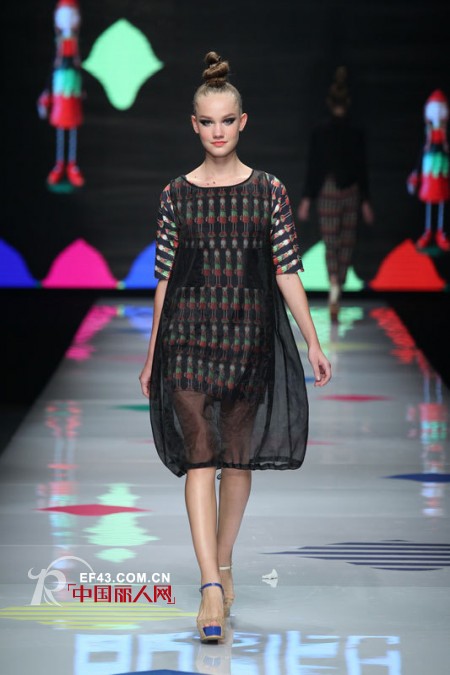 中国国际时装周:OUDIFU•李祖亮2013春夏时装发布会